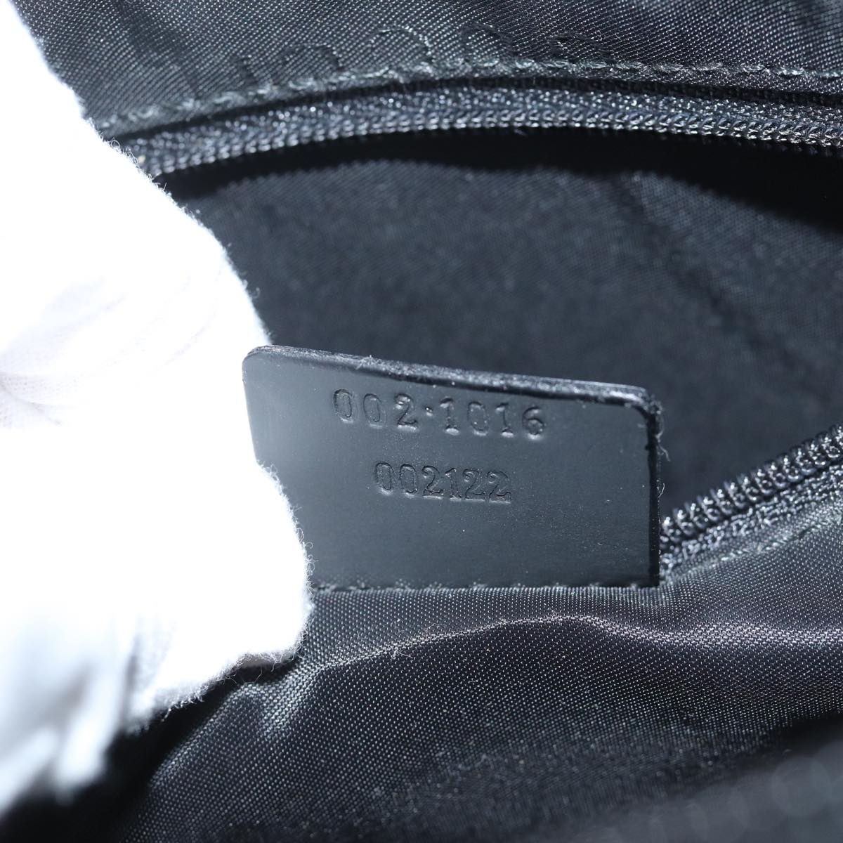 Gucci Bamboo Black Leather Handbag ()