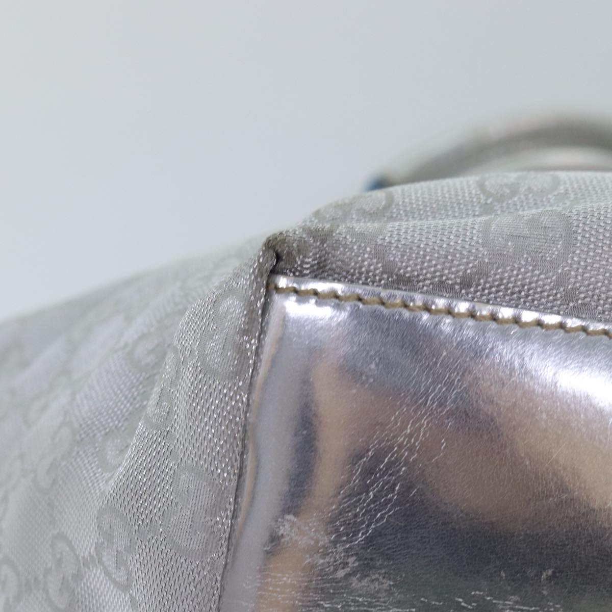 Gucci Gg Canvas Silver Canvas Tote Bag ()