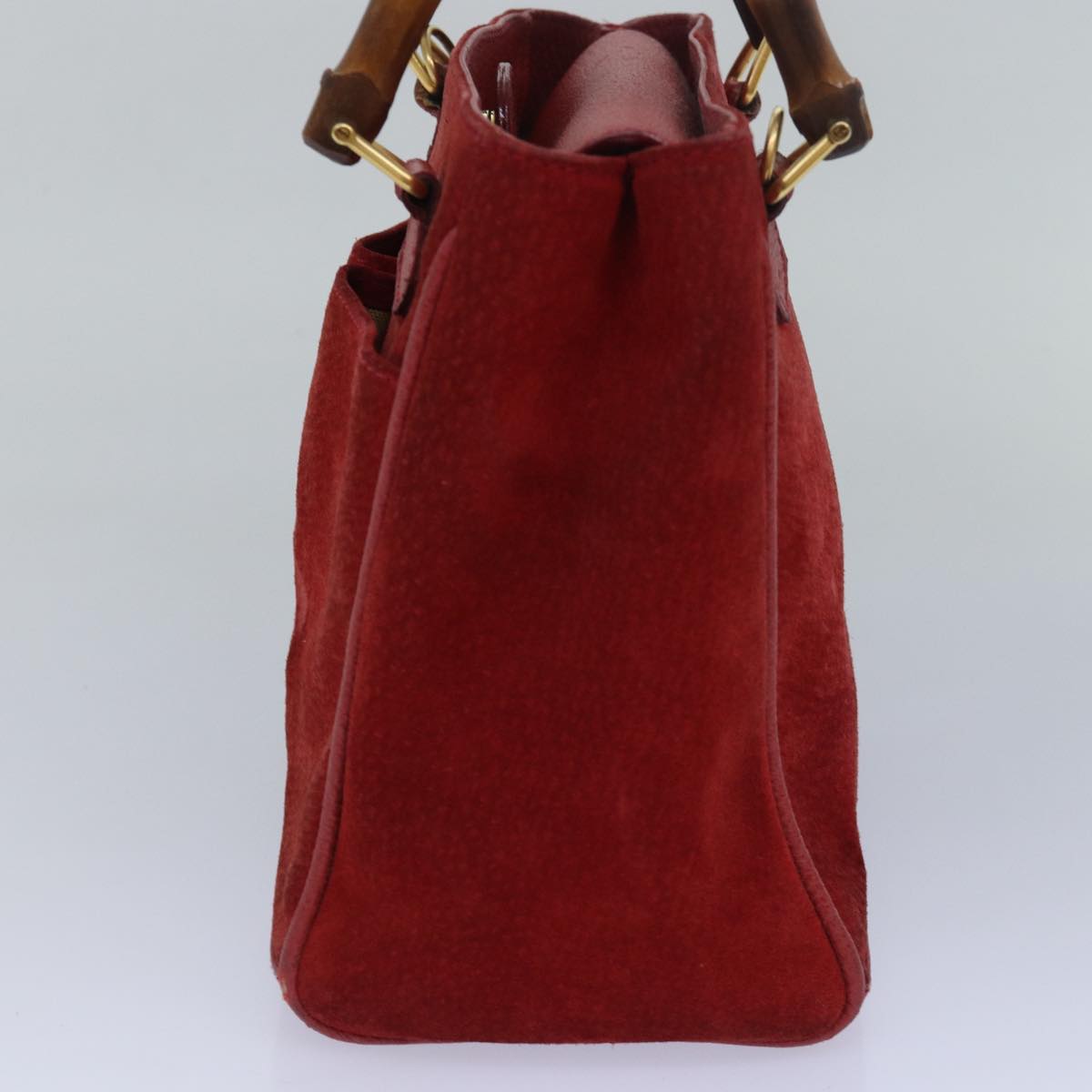 Gucci Bamboo Red Suede Handbag ()