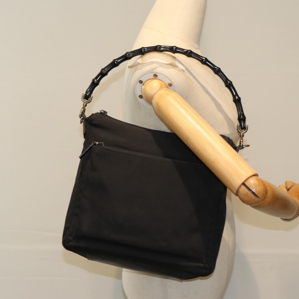 Gucci Bamboo Black Synthetic Handbag ()