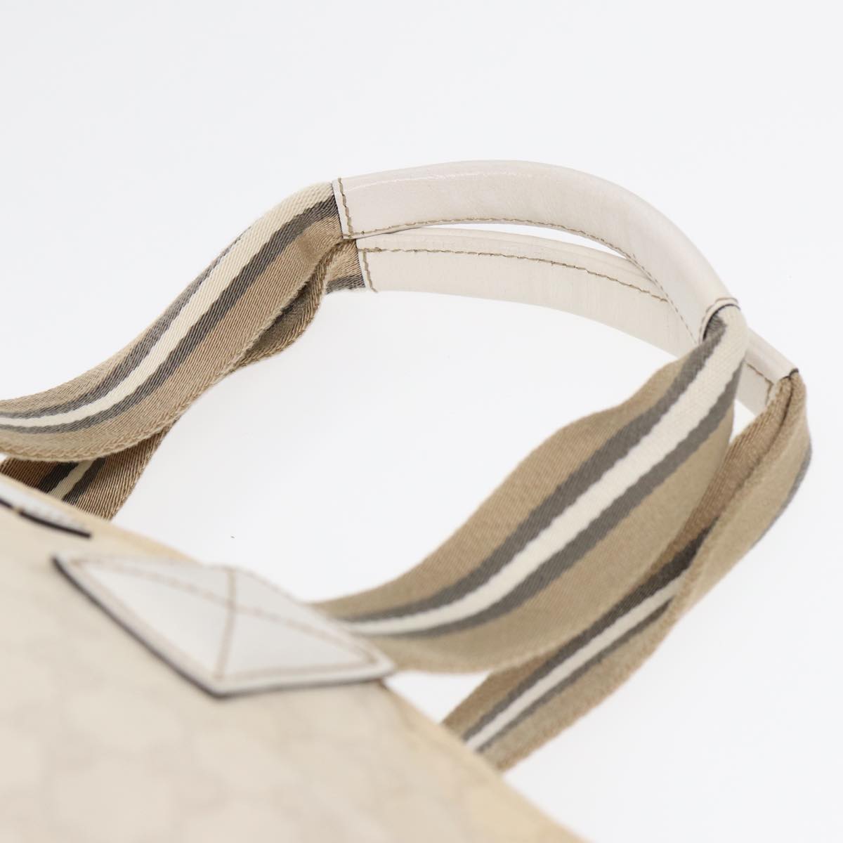 Gucci Gg Canvas White Canvas Tote Bag ()