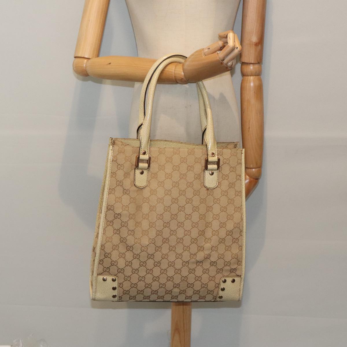 Gucci Beige Canvas Tote Bag ()