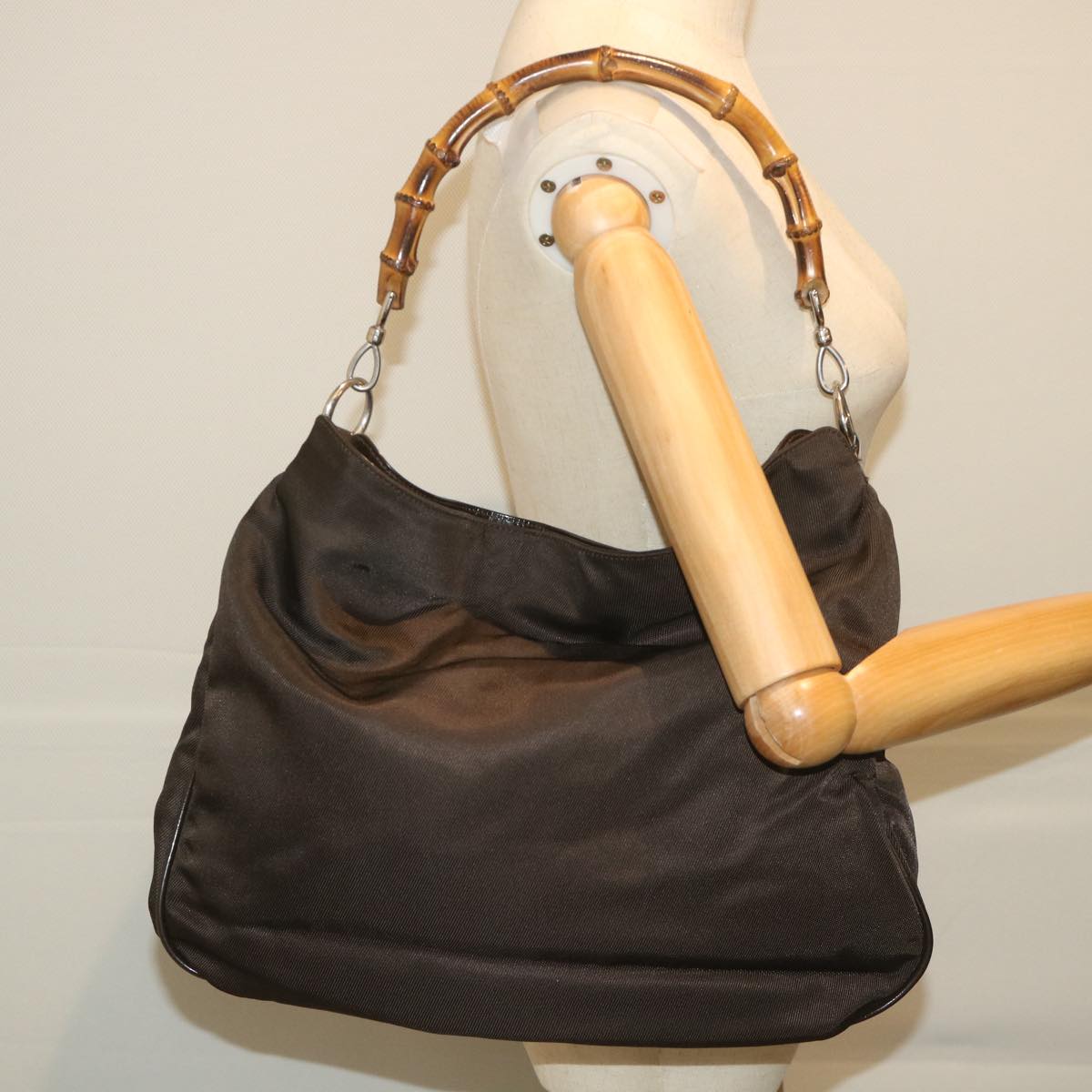Gucci Bamboo Brown Canvas Shoulder Bag ()