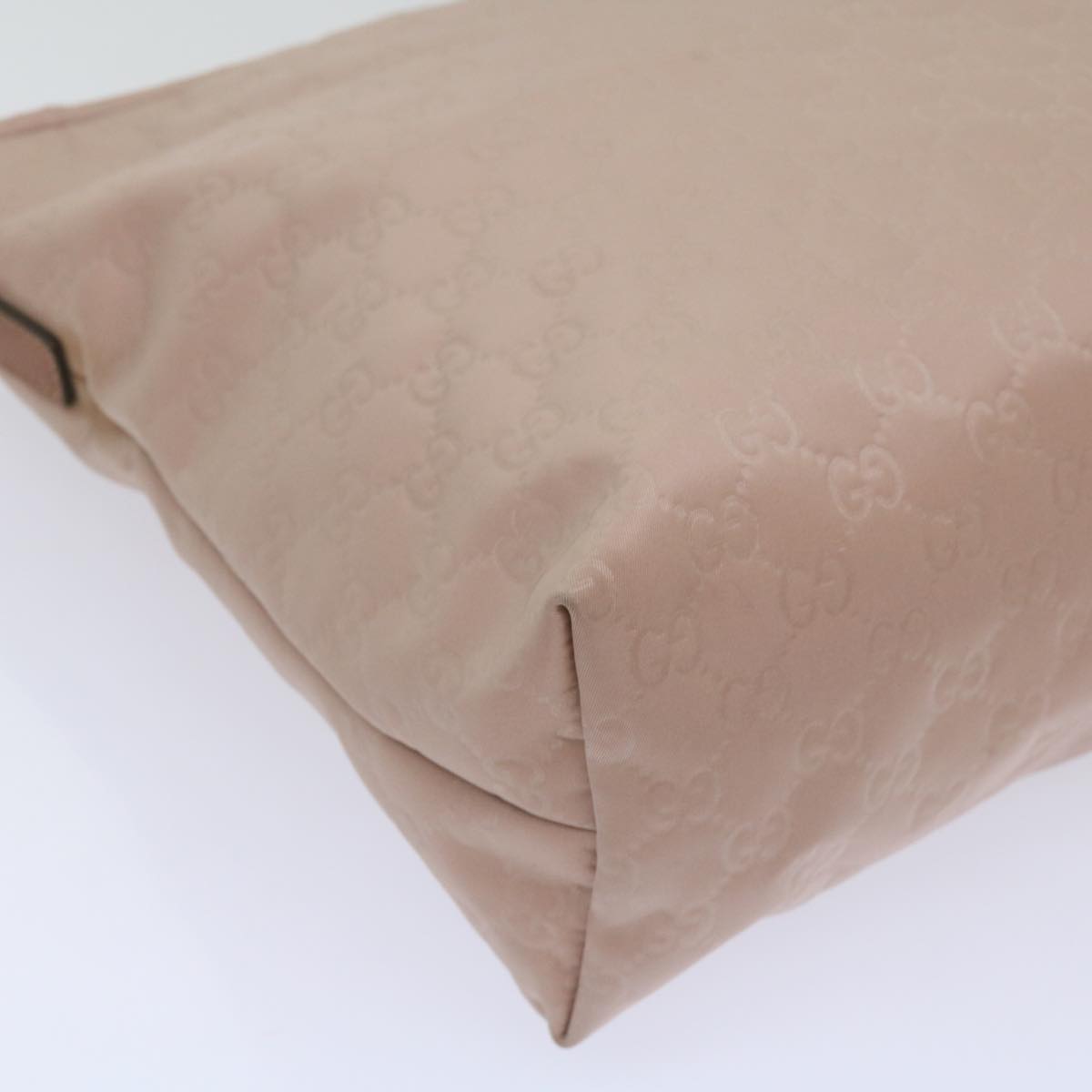 Gucci Gg Nylon Pink Synthetic Shoulder Bag ()