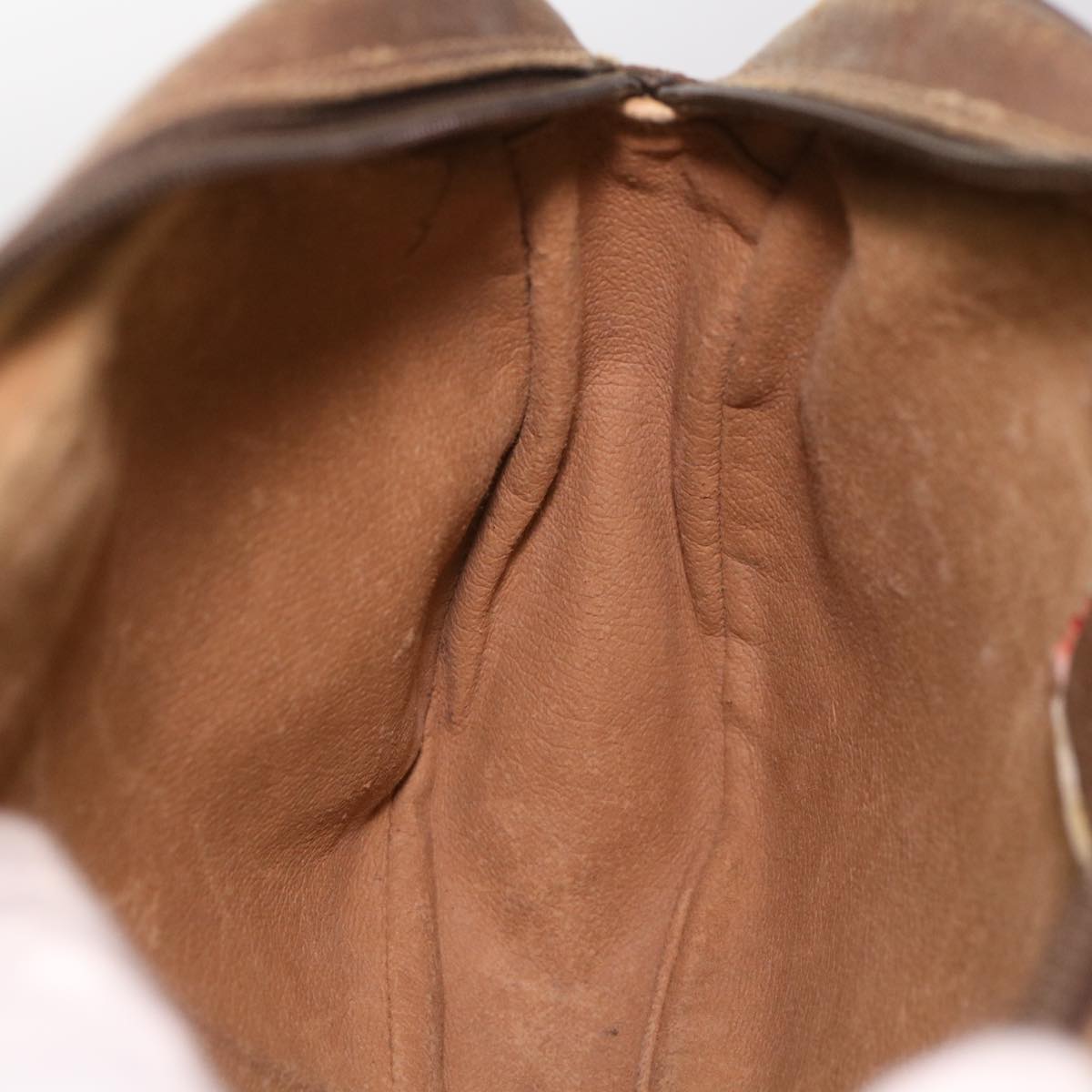 Gucci Beige Canvas Clutch Bag ()