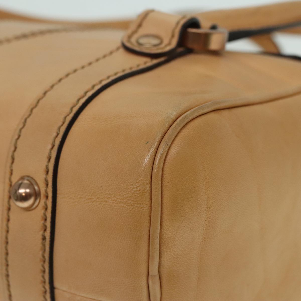 Gucci Beige Leather Handbag ()