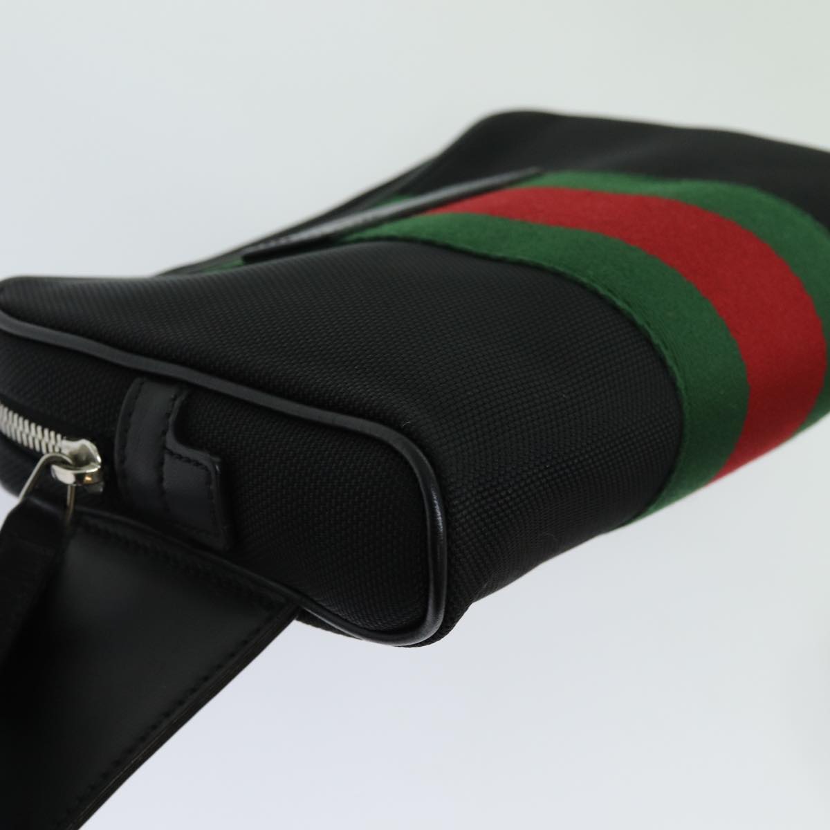 Gucci Black Canvas Shoulder Bag ()