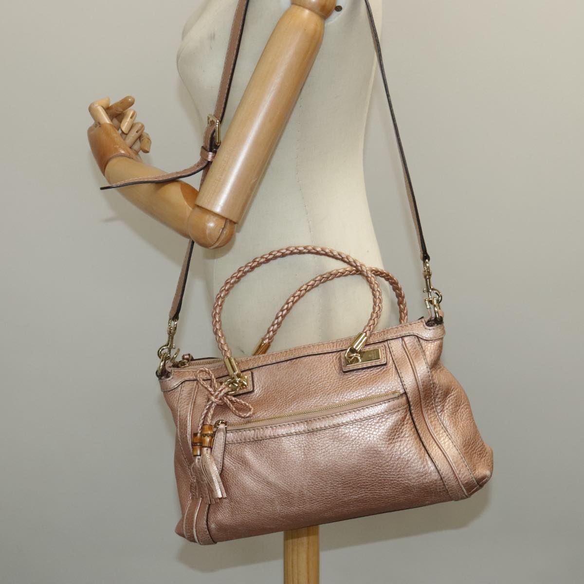 Gucci Bamboo Pink Leather Handbag ()