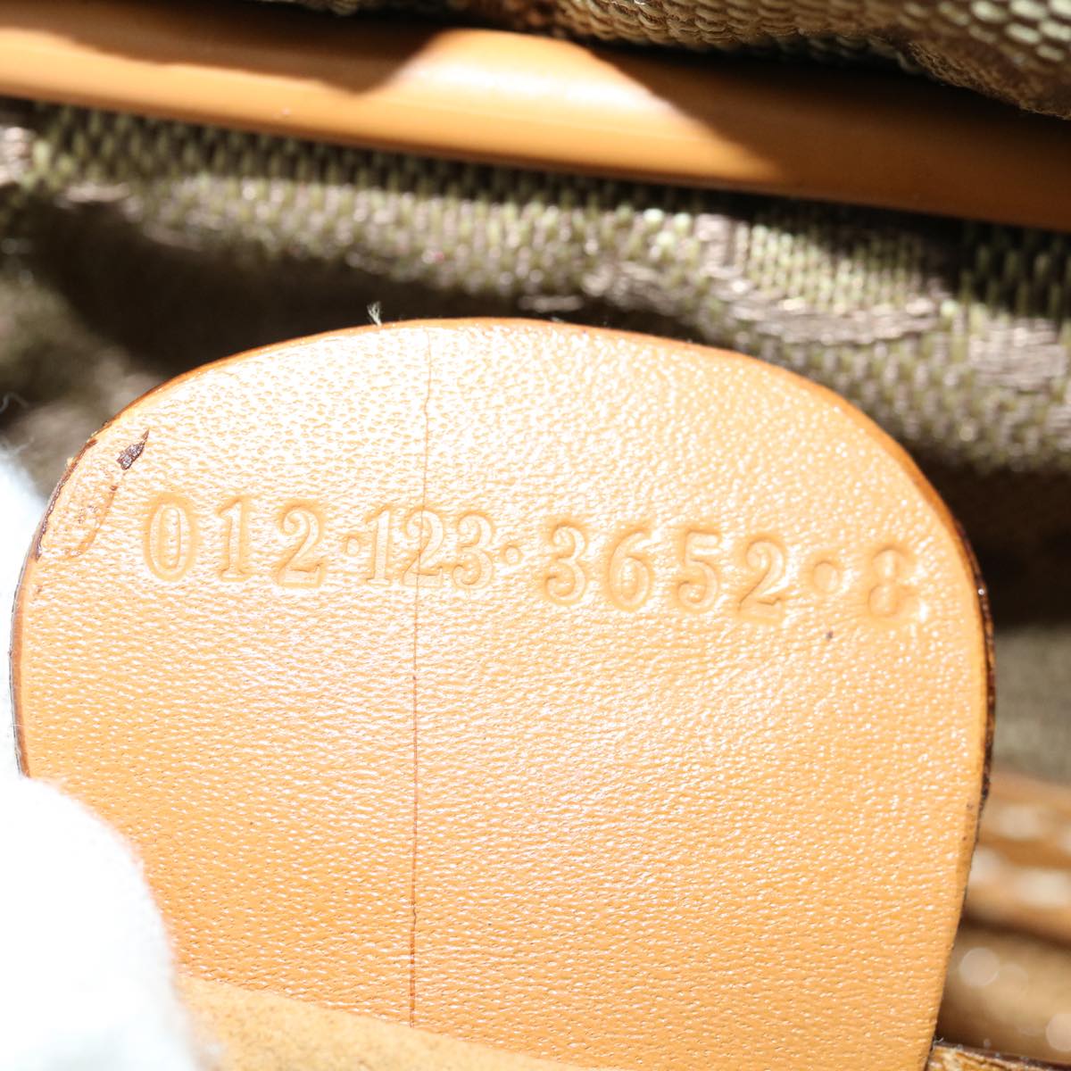 Gucci Gg Canvas Khaki Canvas Travel Bag ()