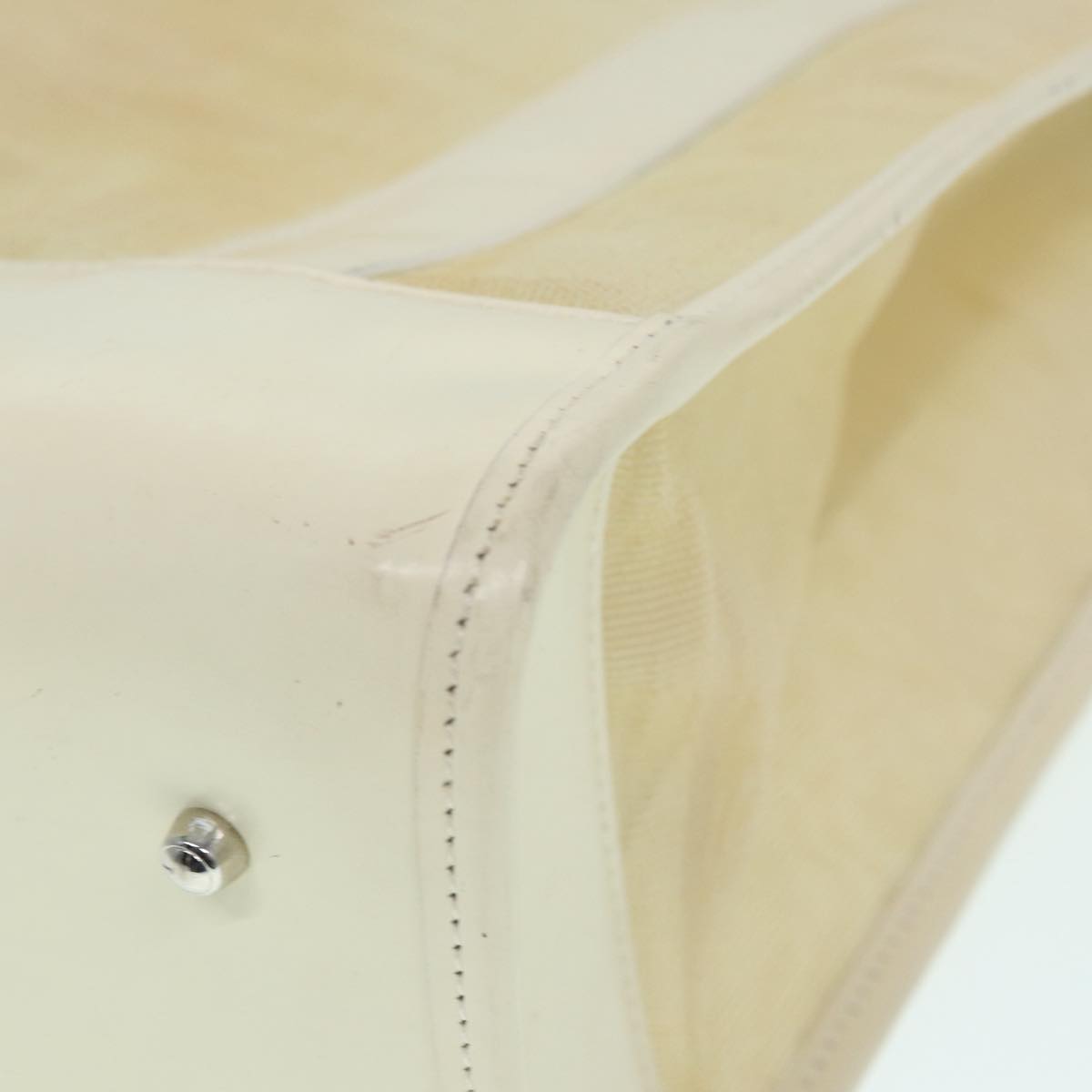 Gucci By The Way Beige Patent Leather Tote Bag ()