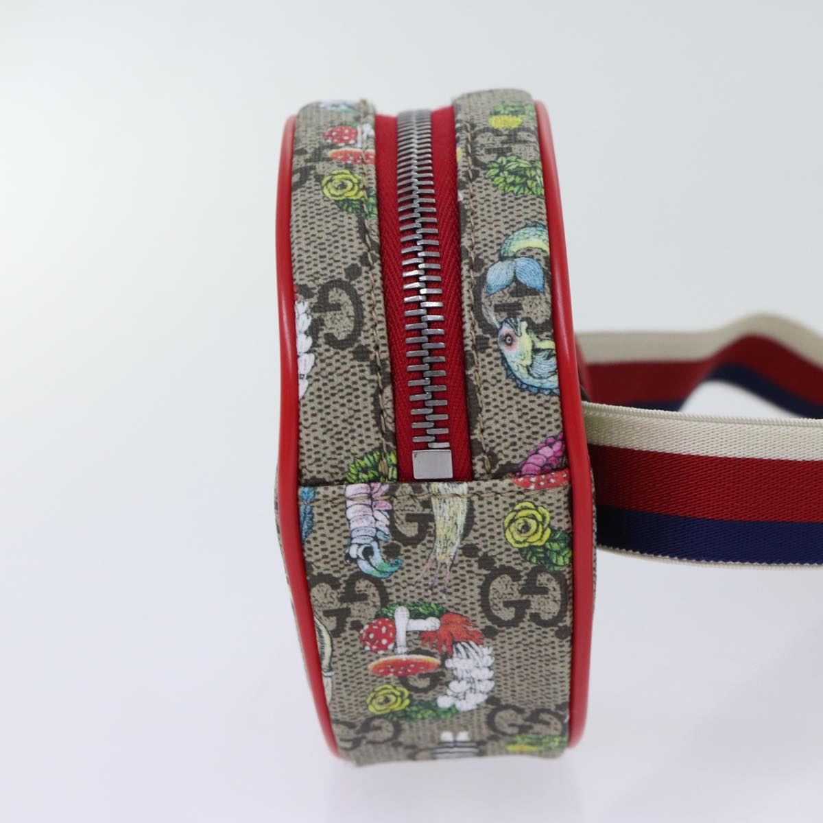 Gucci Gg Supreme Beige Cloth Clutch Bag ()