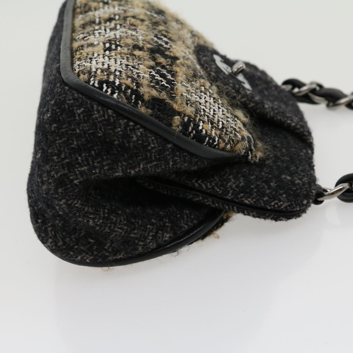 Chanel Black Wool Shoulder Bag ()