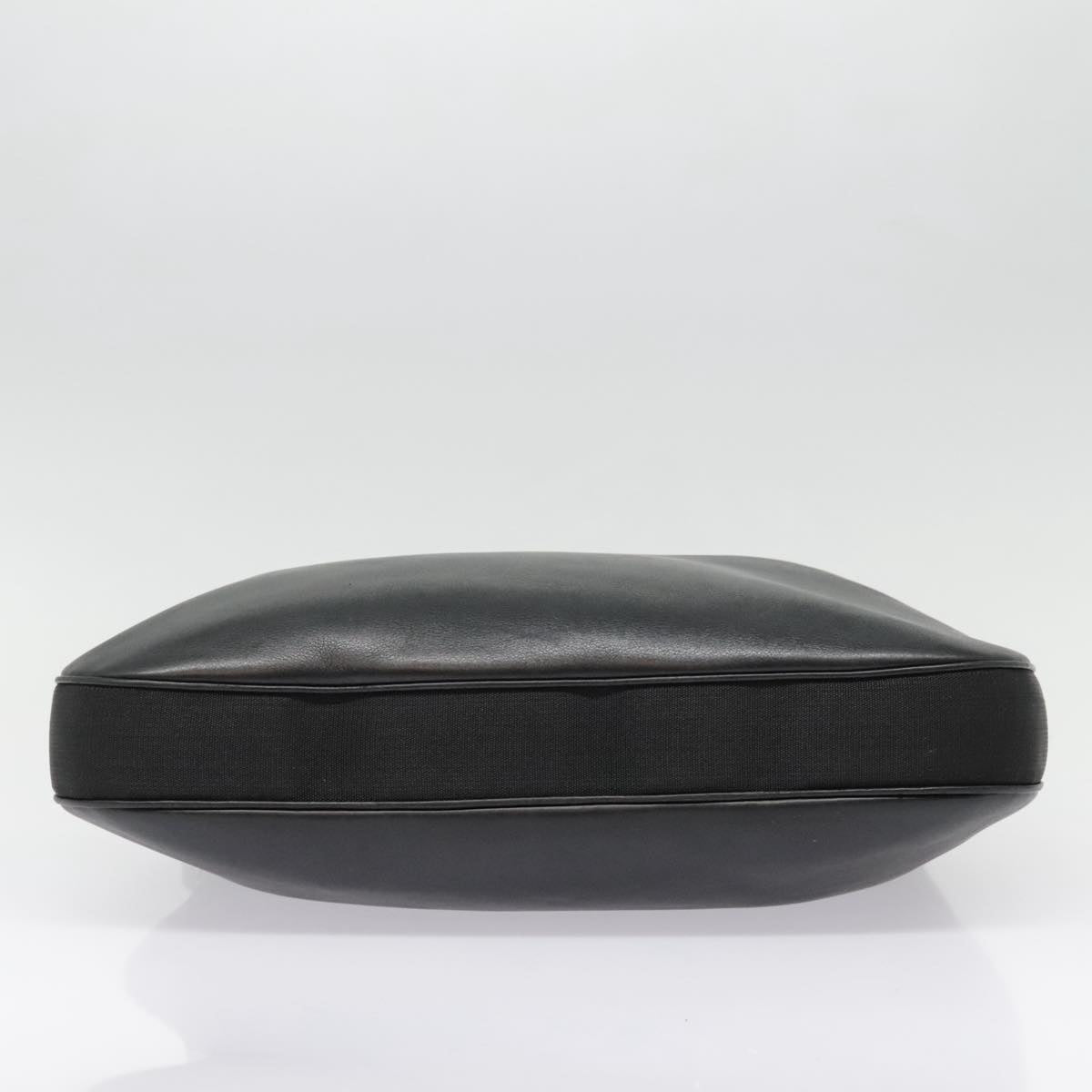 Gucci Black Leather Shoulder Bag ()