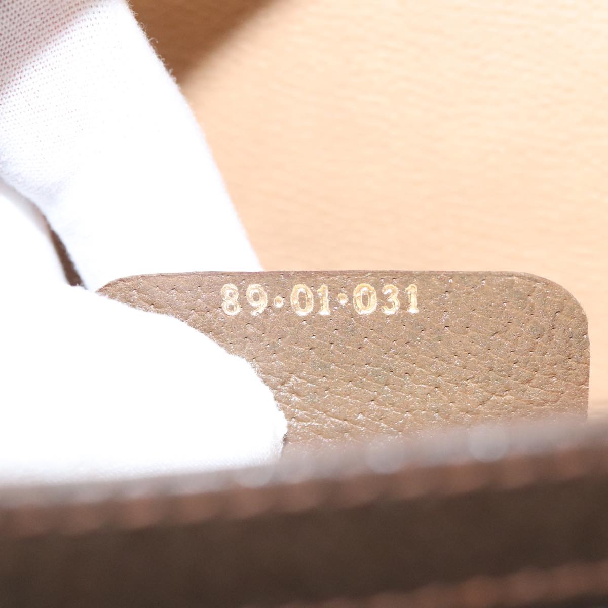 Gucci Beige Canvas Clutch Bag ()