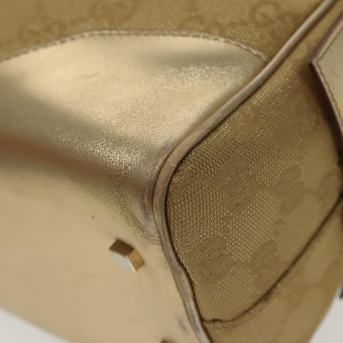 Gucci Gold Canvas Handbag ()