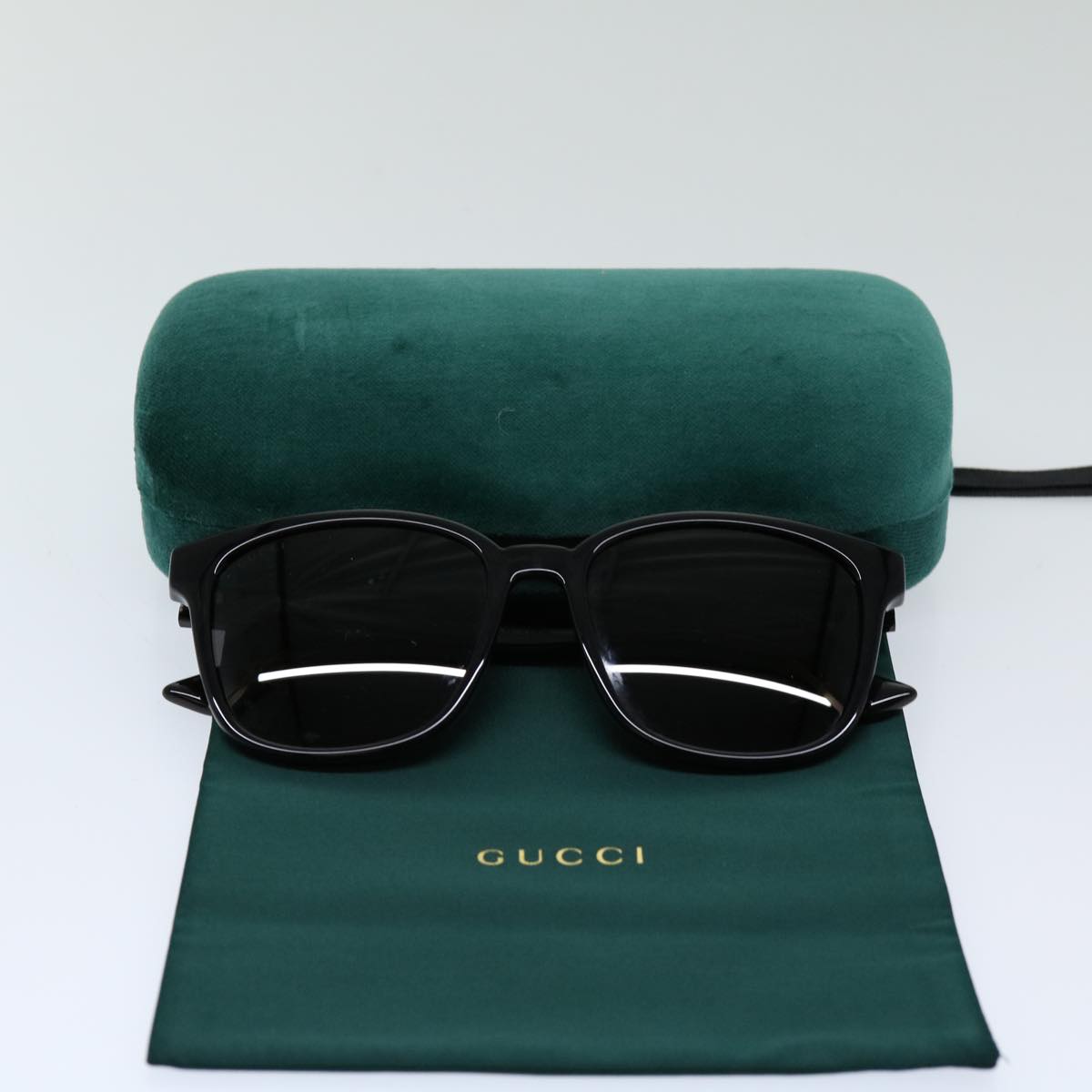 Gucci Black Plastic Glasses  ()