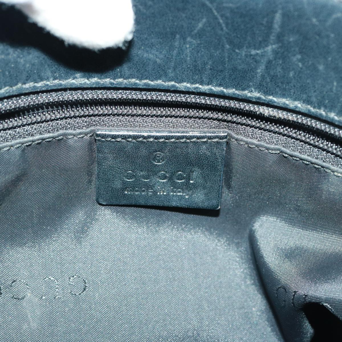 Gucci -- Black Synthetic Handbag ()