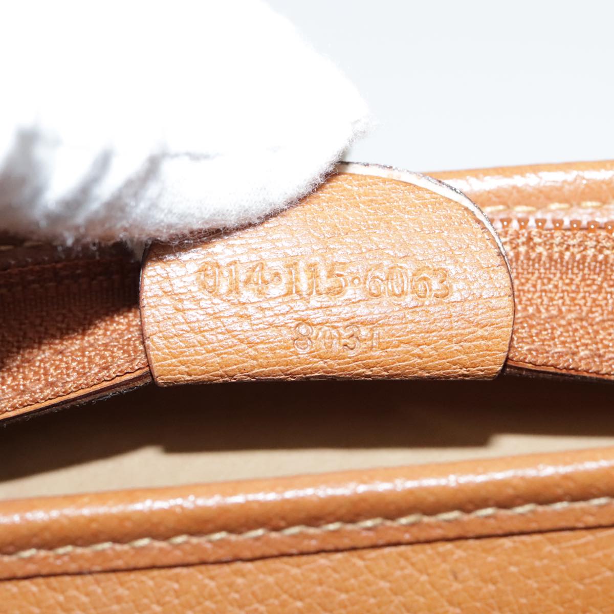 Gucci Beige Canvas Clutch Bag ()