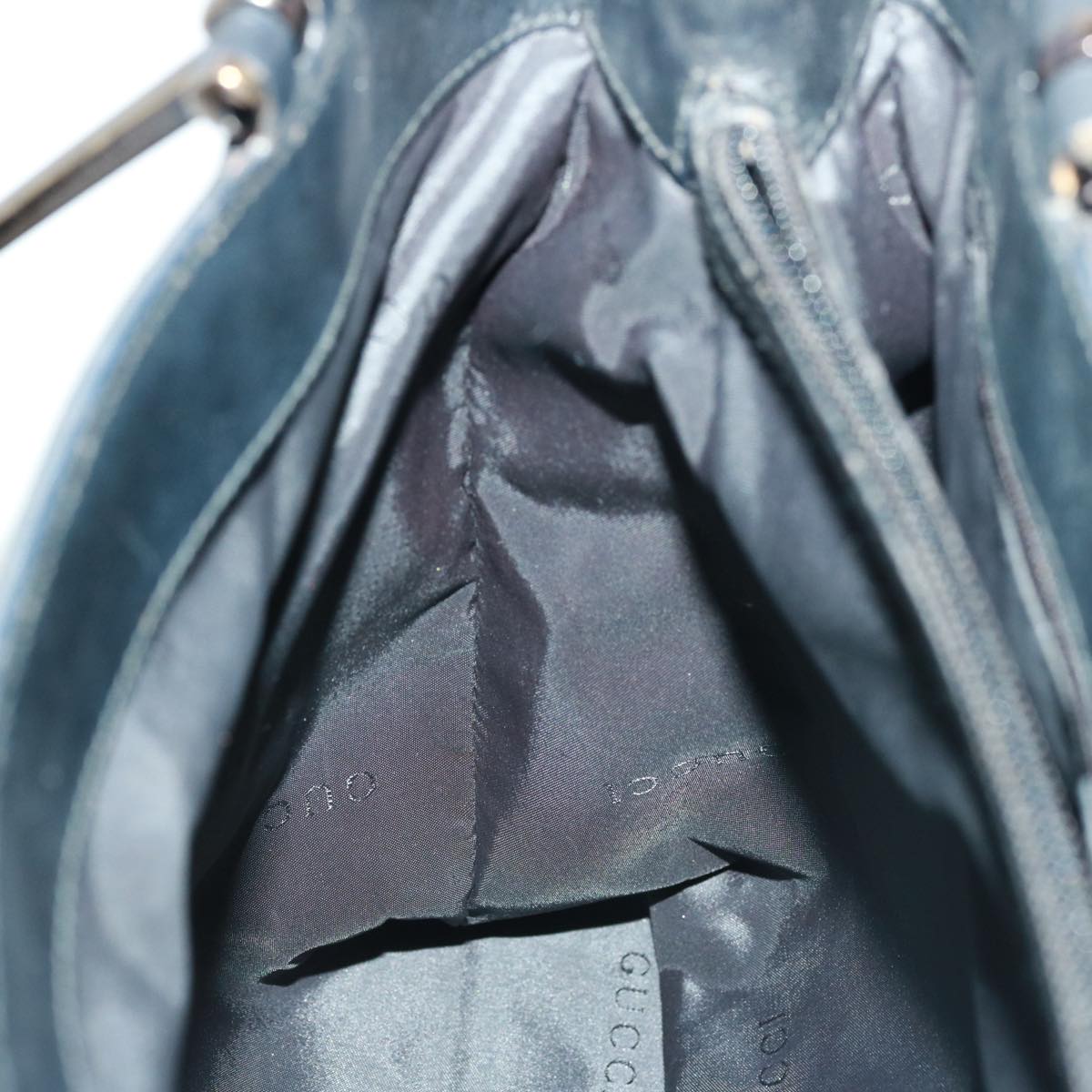 Gucci -- Black Synthetic Handbag ()