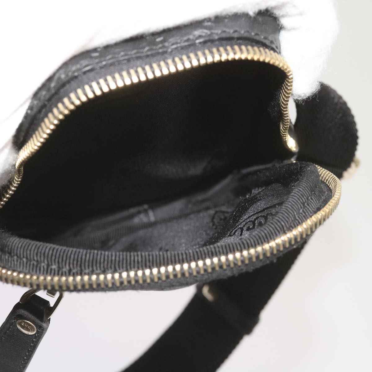 Gucci Gg Signature Black Leather Shoulder Bag ()