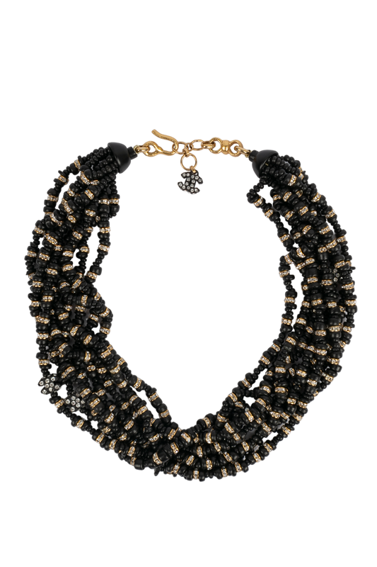 Collier noir Chanel