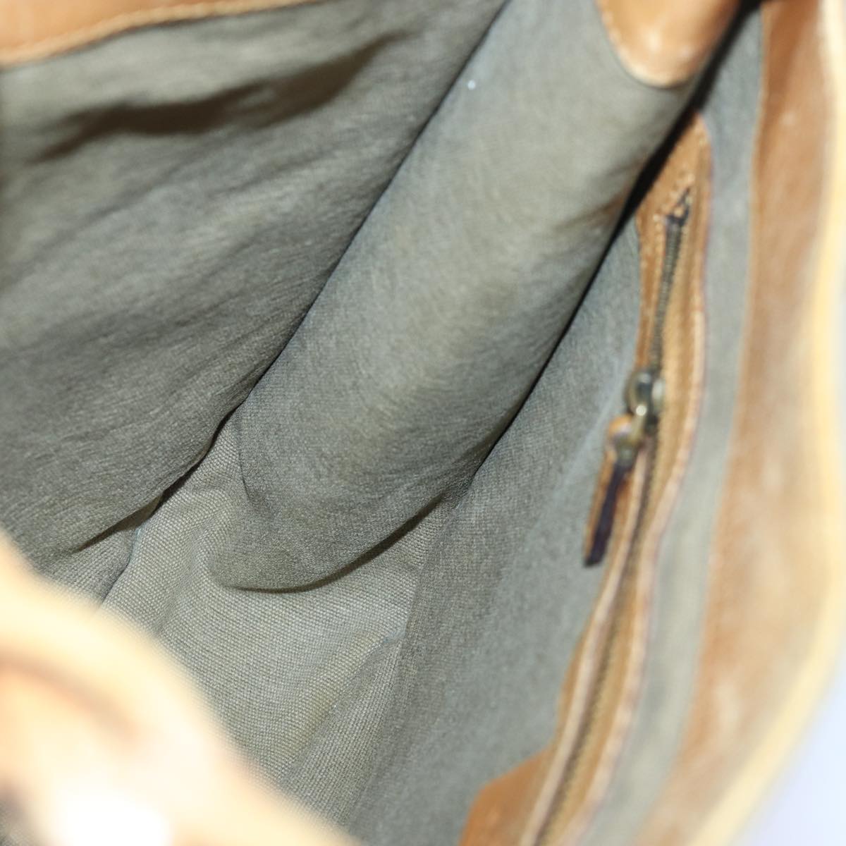 Gucci Beige Canvas Handbag ()