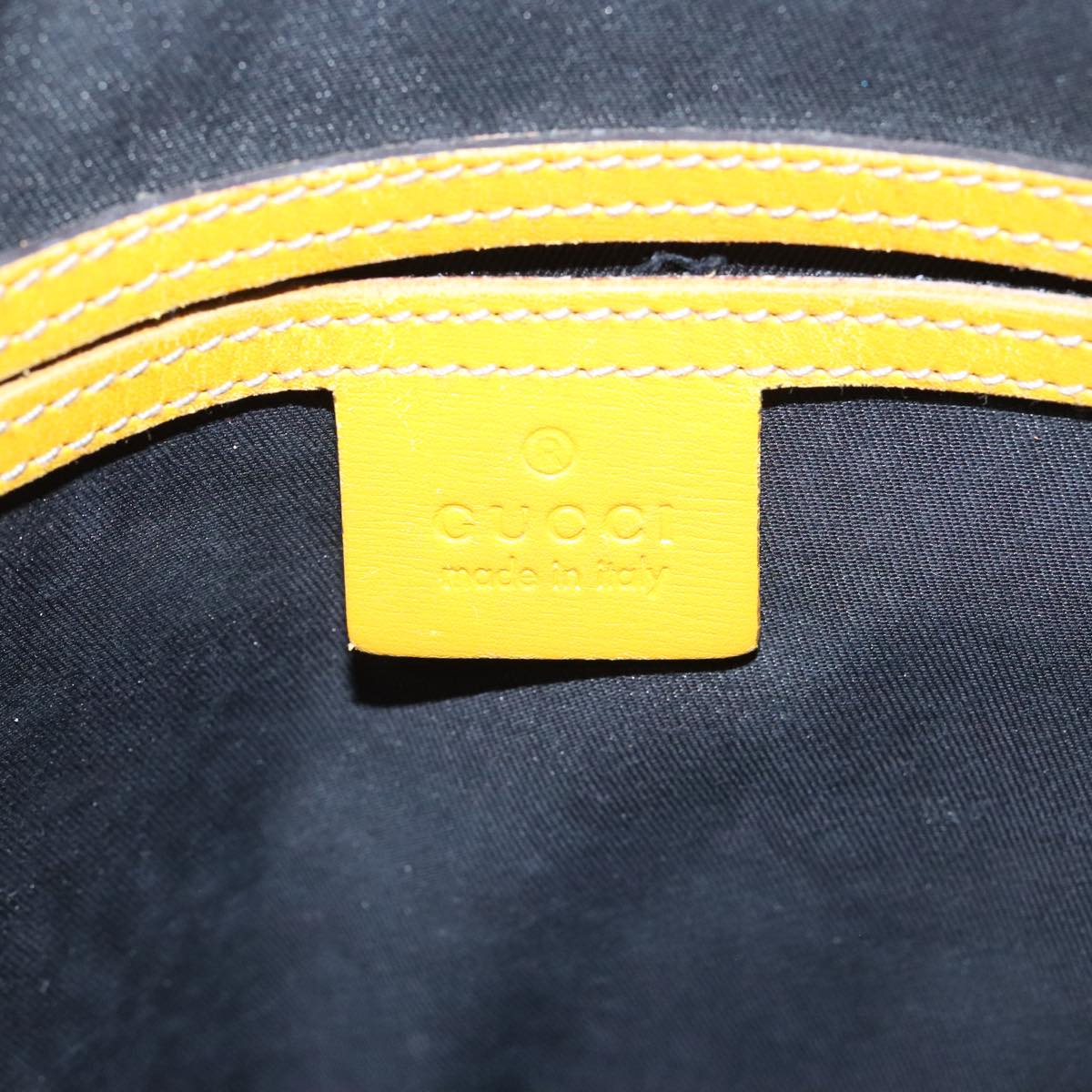 Gucci Gg Supreme White Leather Tote Bag ()