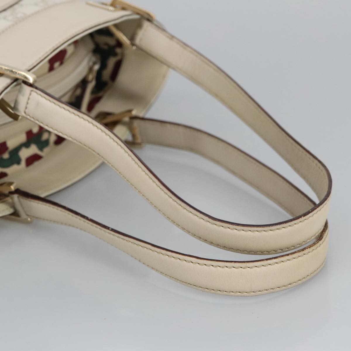 Gucci Guccissima White Leather Shoulder Bag ()