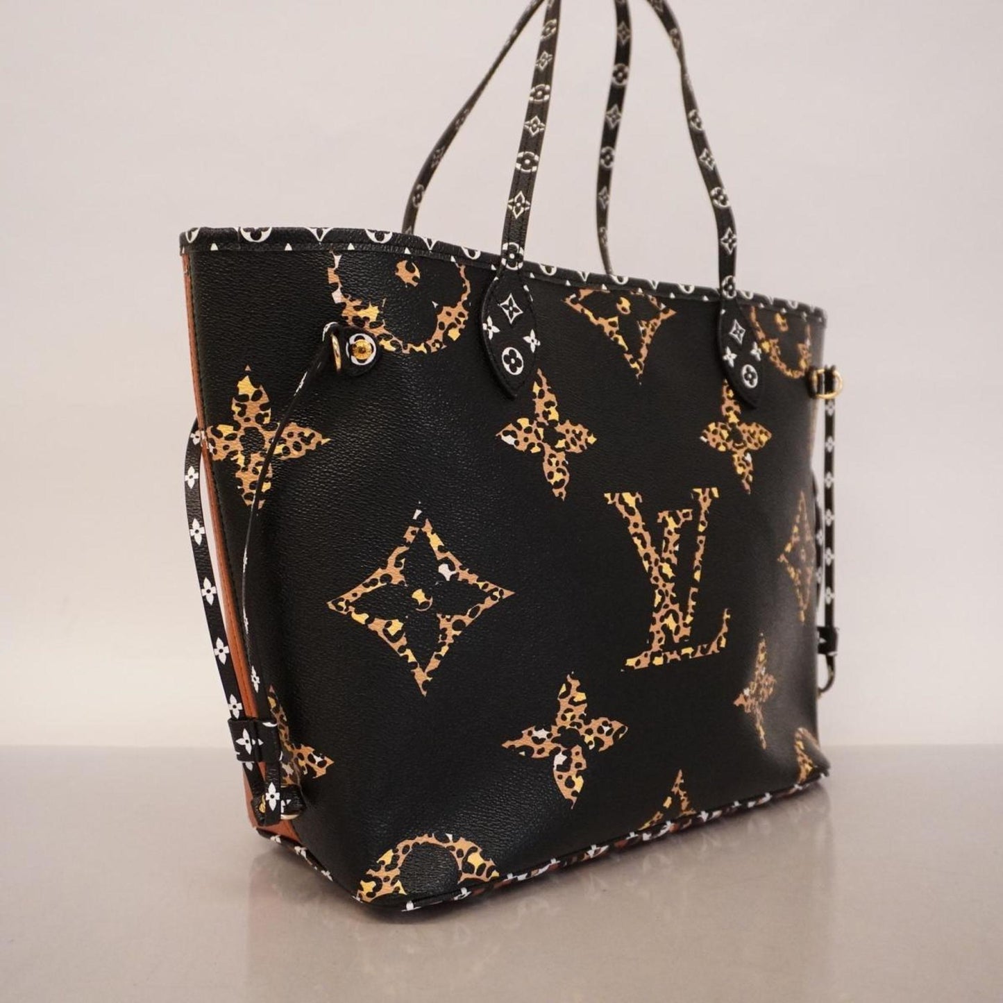 Louis Vuitton Neverfull Mm  Canvas Tote Bag ()