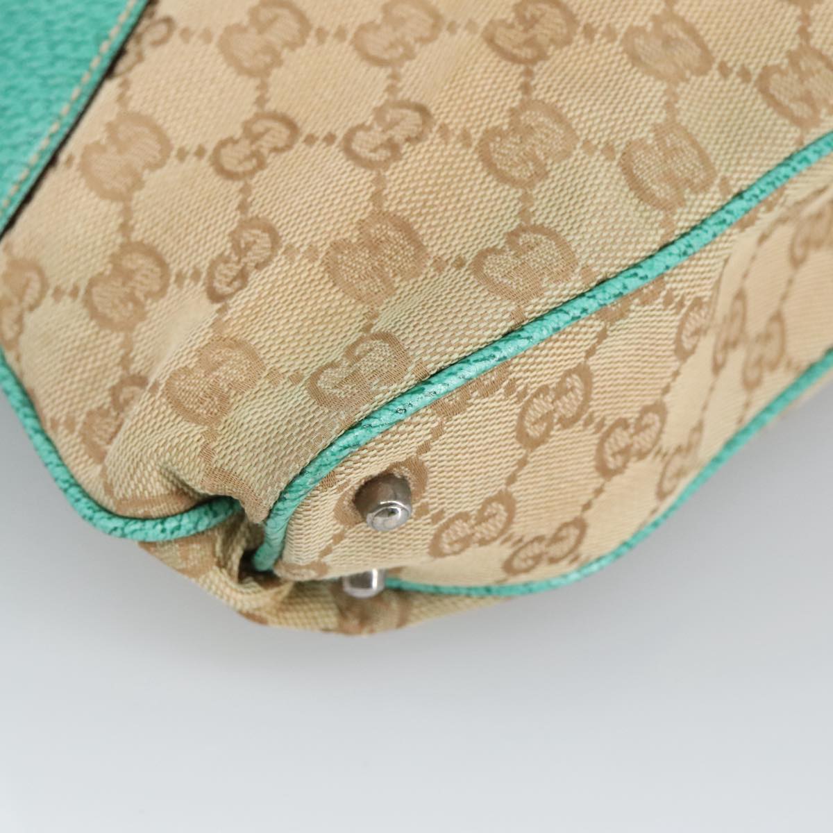 Gucci Beige Canvas Handbag ()