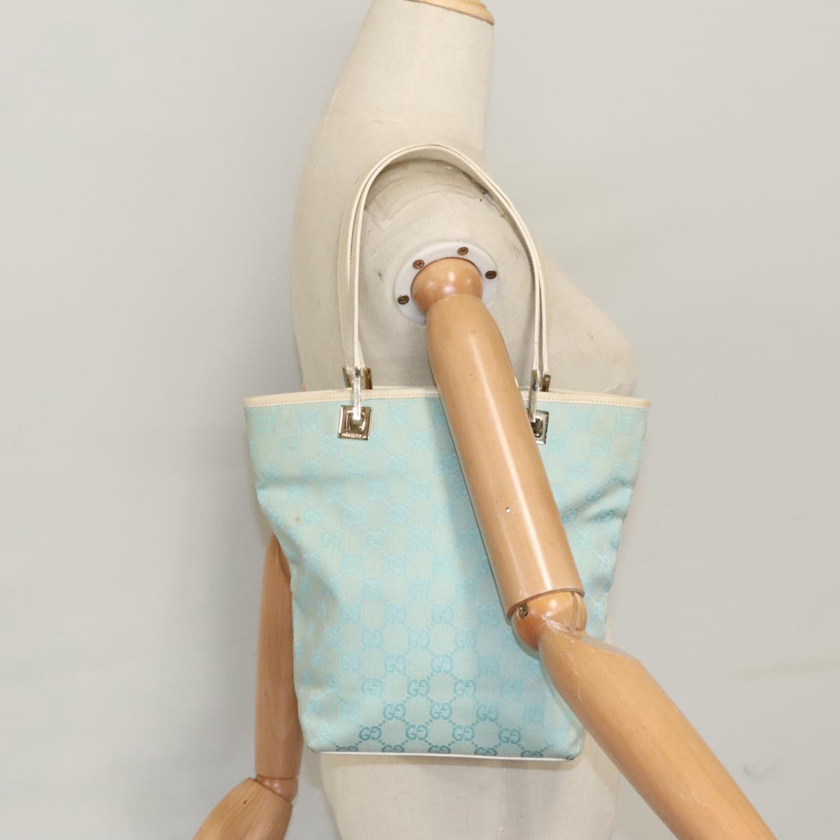 Gucci Gg Canvas Blue Canvas Tote Bag ()