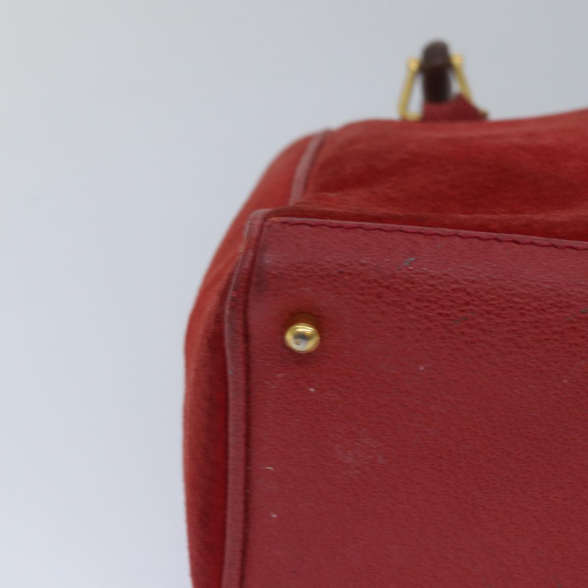 Gucci Bamboo Red Suede Handbag ()