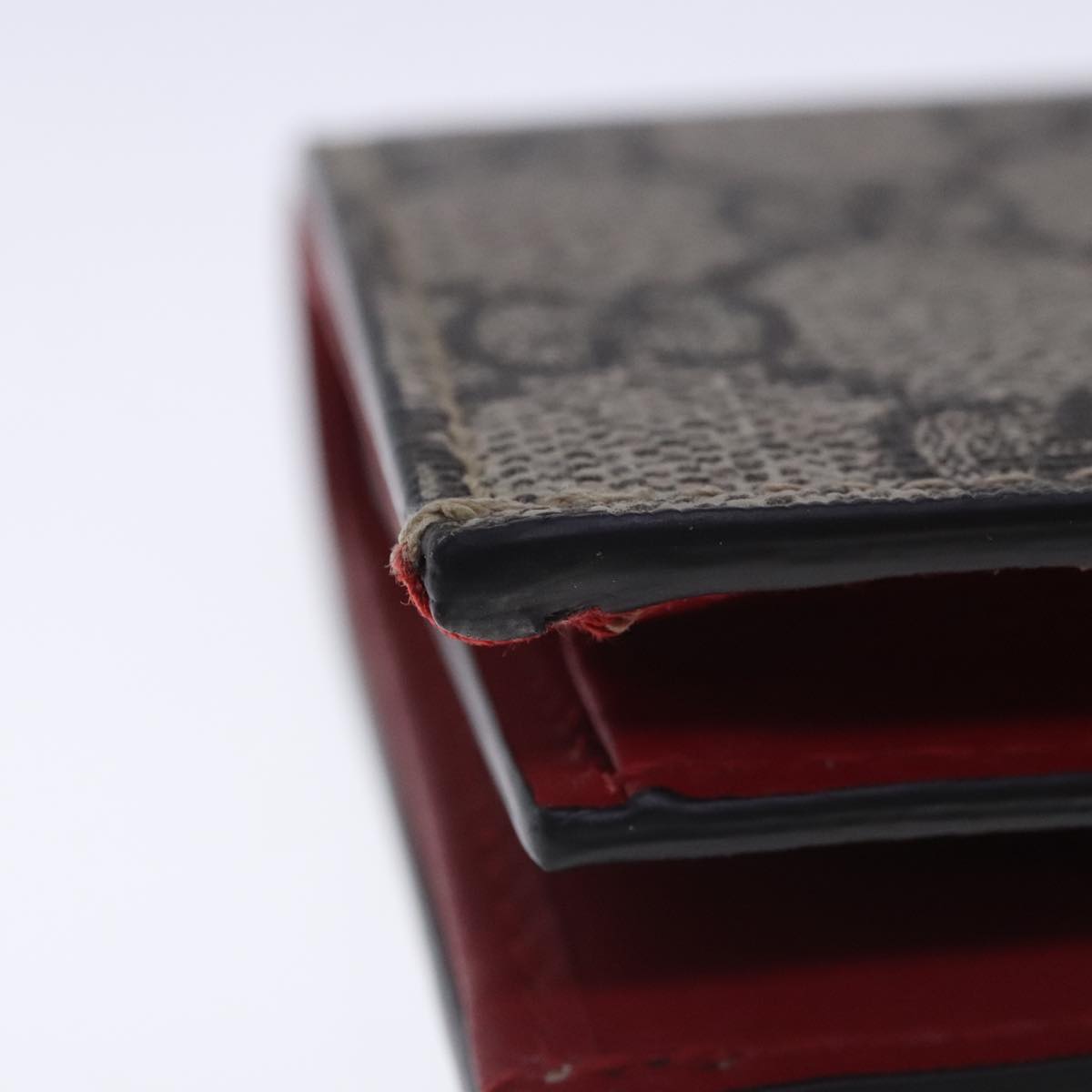 Gucci Beige Canvas Wallet  ()