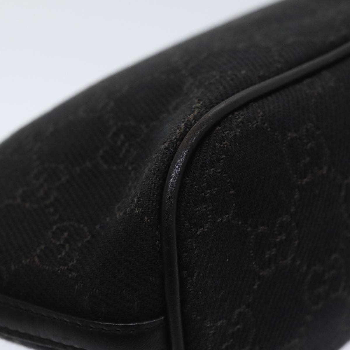 Gucci Baguette Black Canvas Clutch Bag ()