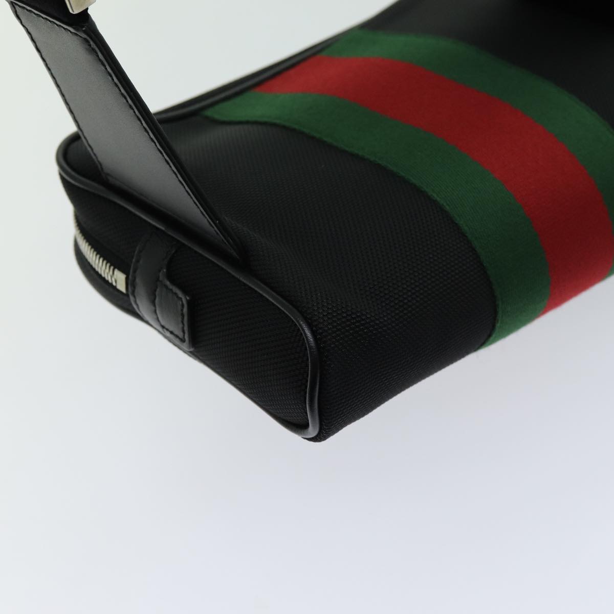 Gucci Black Canvas Shoulder Bag ()