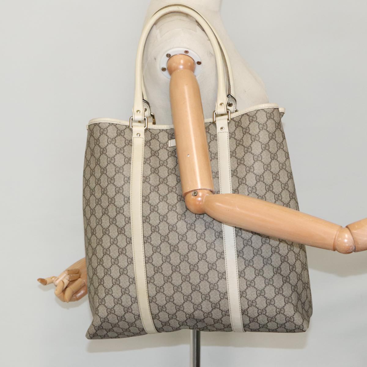 Gucci Beige Canvas Tote Bag ()