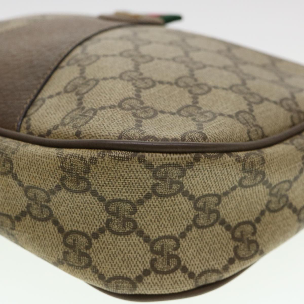 Gucci Beige Canvas Clutch Bag ()