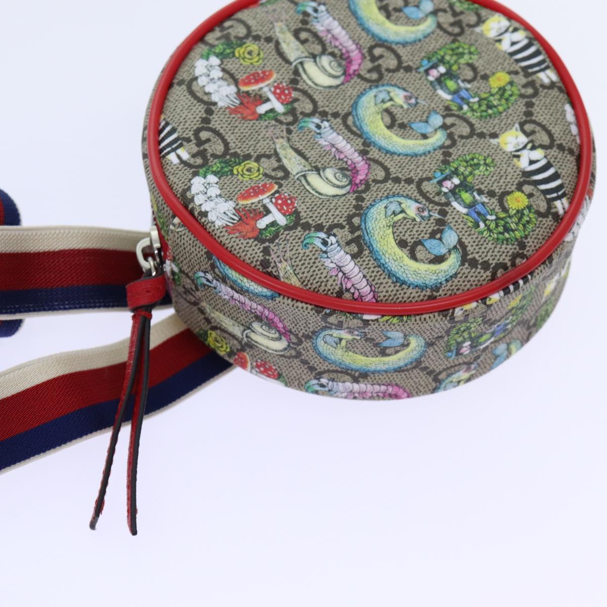 Gucci Gg Supreme Beige Cloth Clutch Bag ()