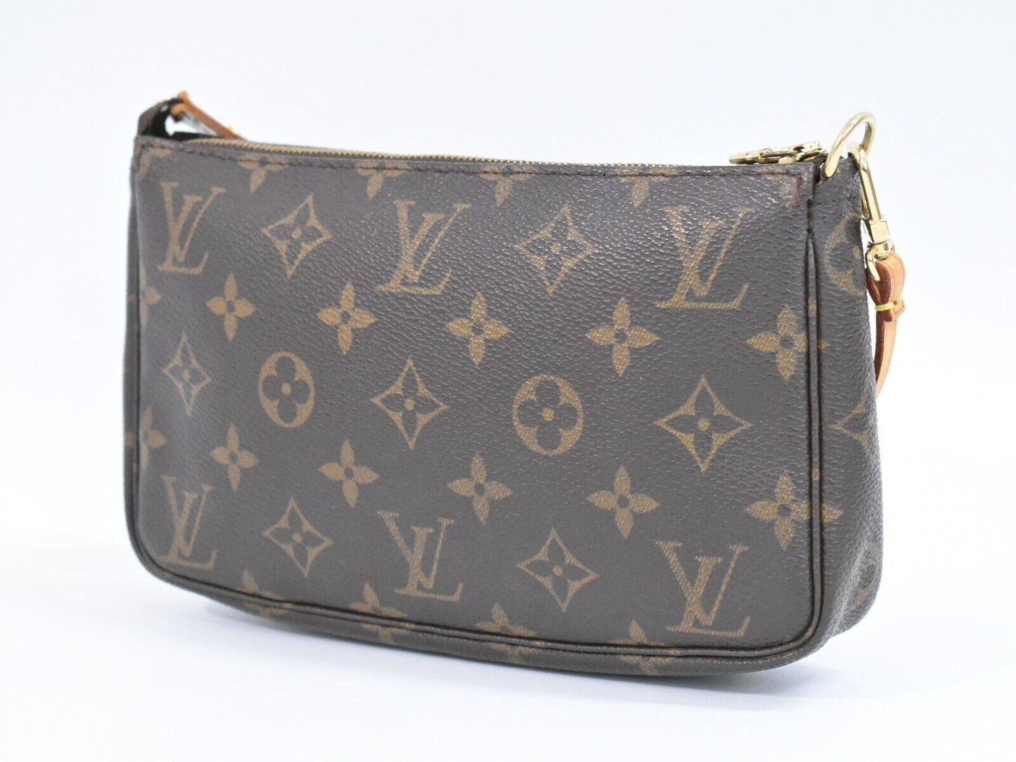 Louis Vuitton Pochette Accessoire  Canvas Clutch Bag ()