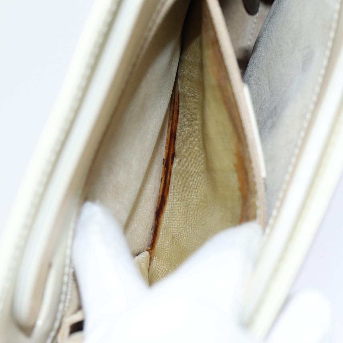 Gucci Jackie White Leather Handbag ()