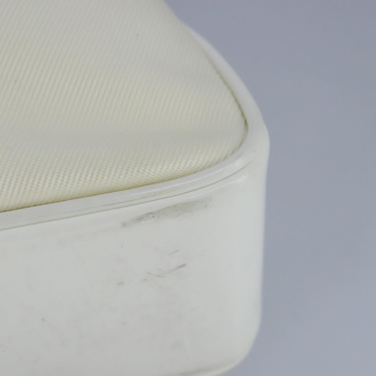 Gucci Bamboo Beige Synthetic Handbag ()