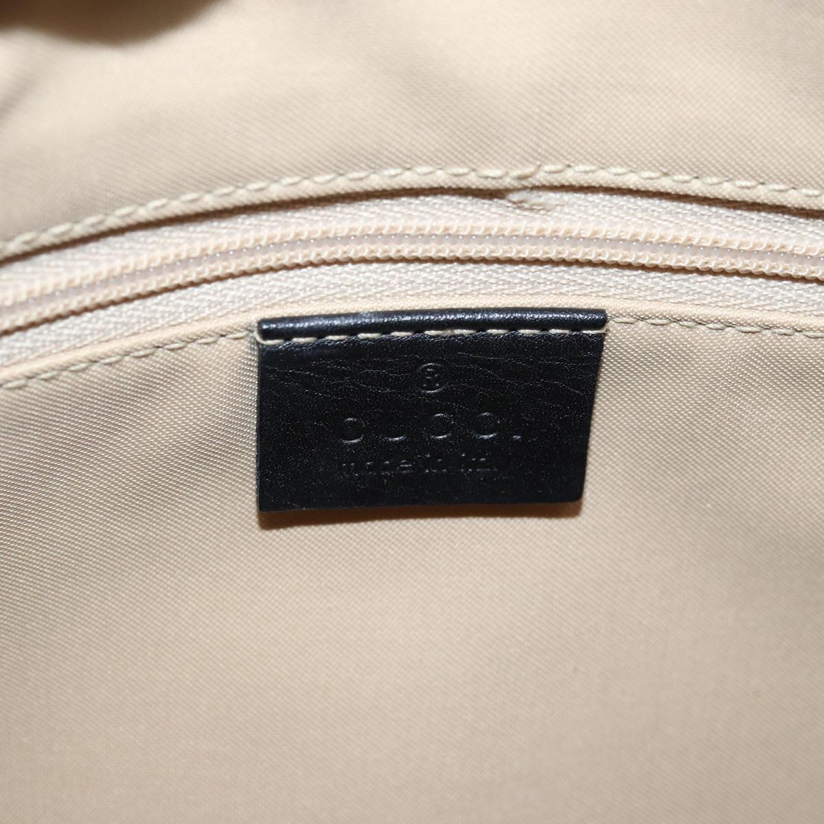 Gucci Bamboo Black Synthetic Shoulder Bag ()