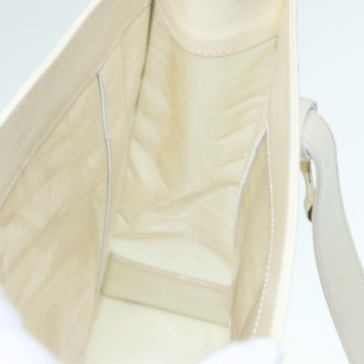 Gucci By The Way Beige Patent Leather Tote Bag ()