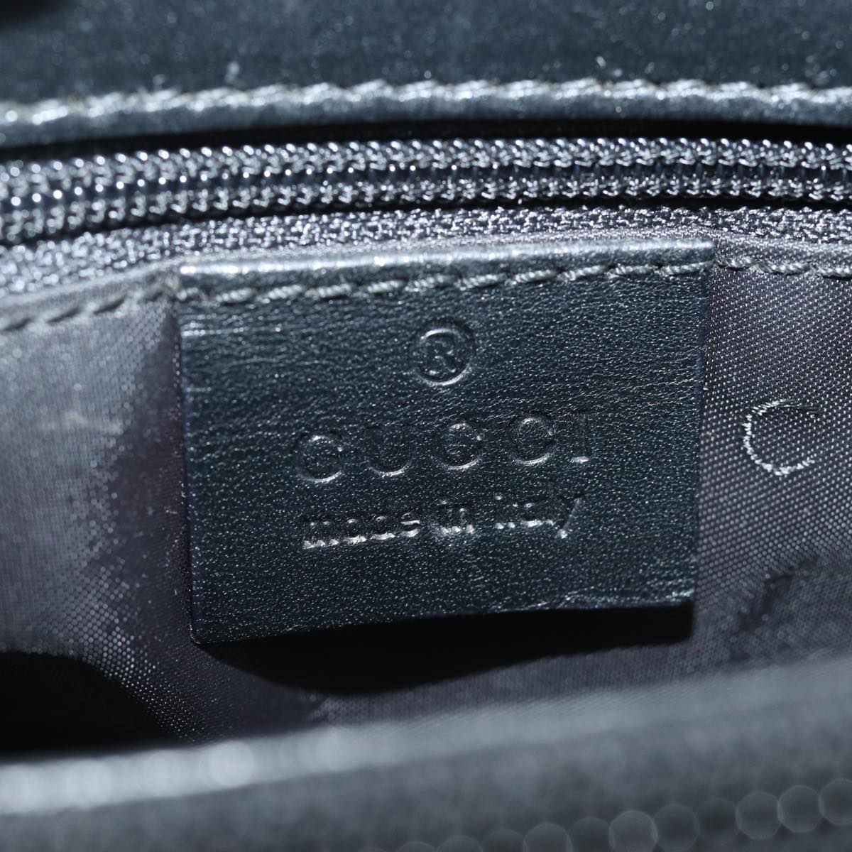 Gucci Black Synthetic Handbag ()