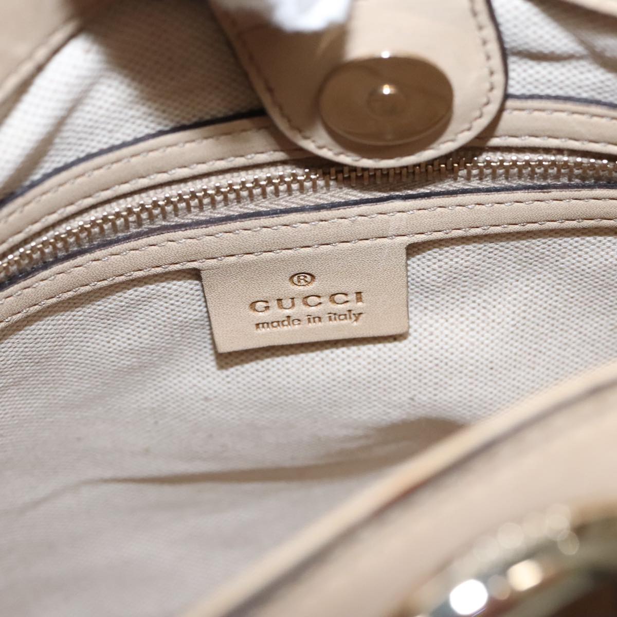 Gucci Bamboo Beige Canvas Shoulder Bag ()