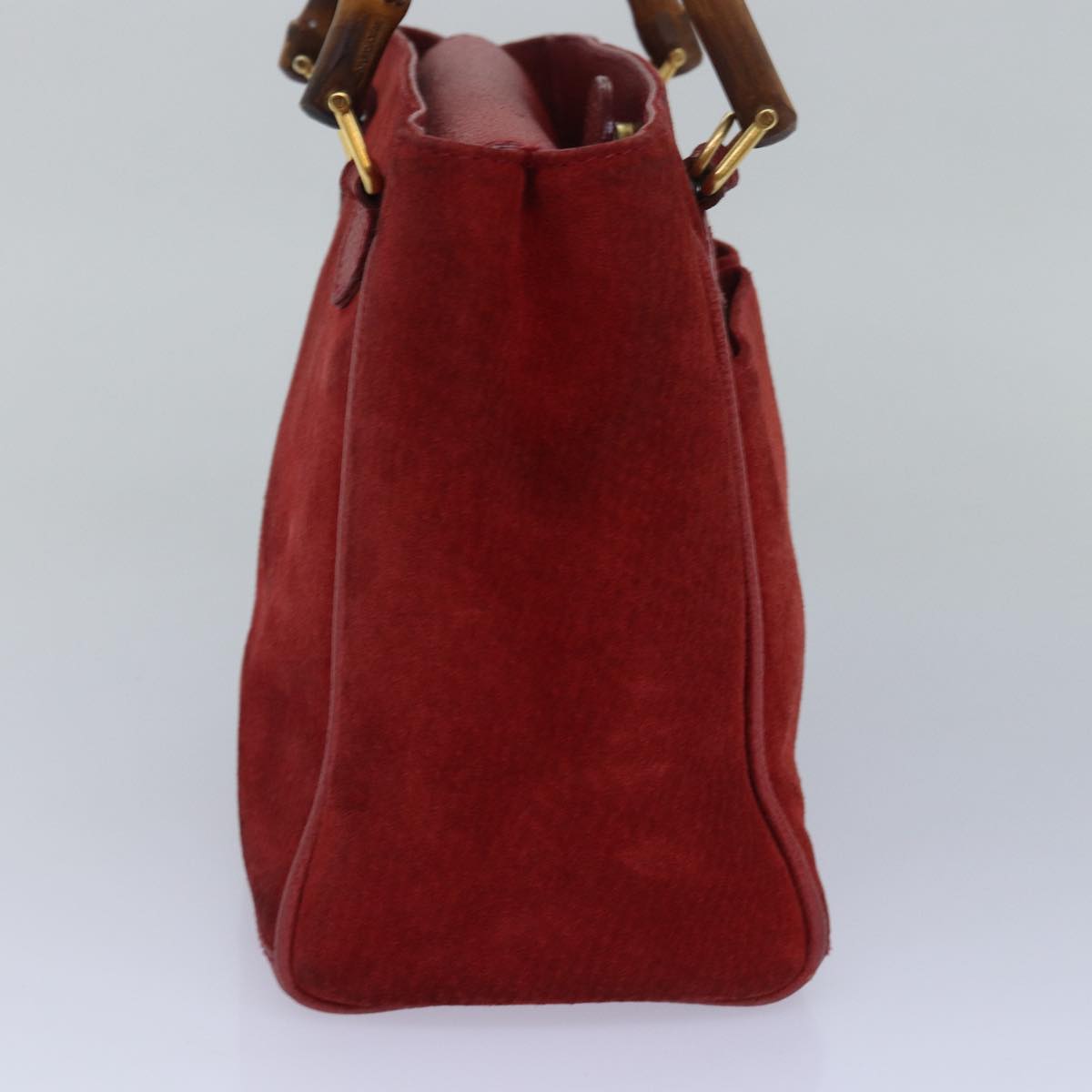 Gucci Bamboo Red Suede Handbag ()