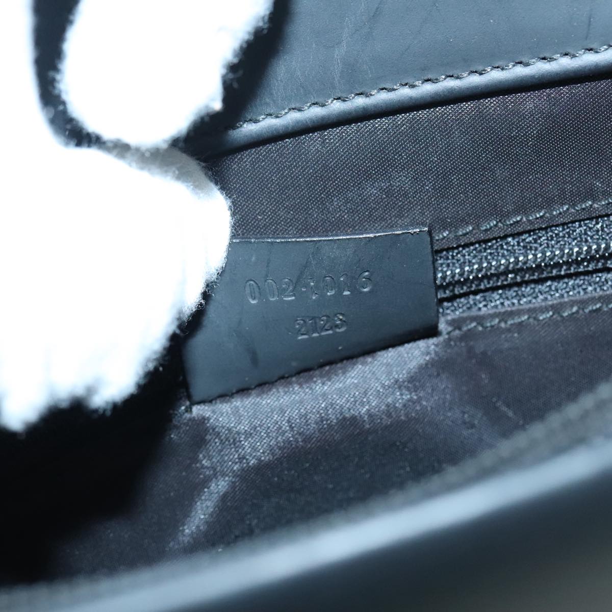 Gucci Bamboo Black Leather Handbag ()