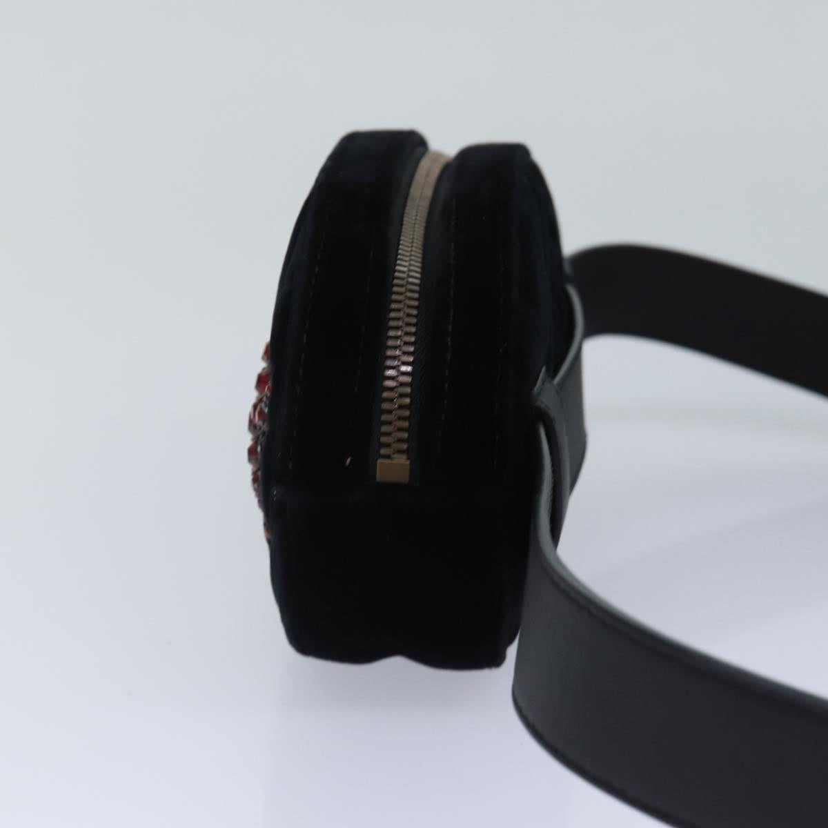 Gucci Gg Marmont Black Velvet Clutch Bag ()