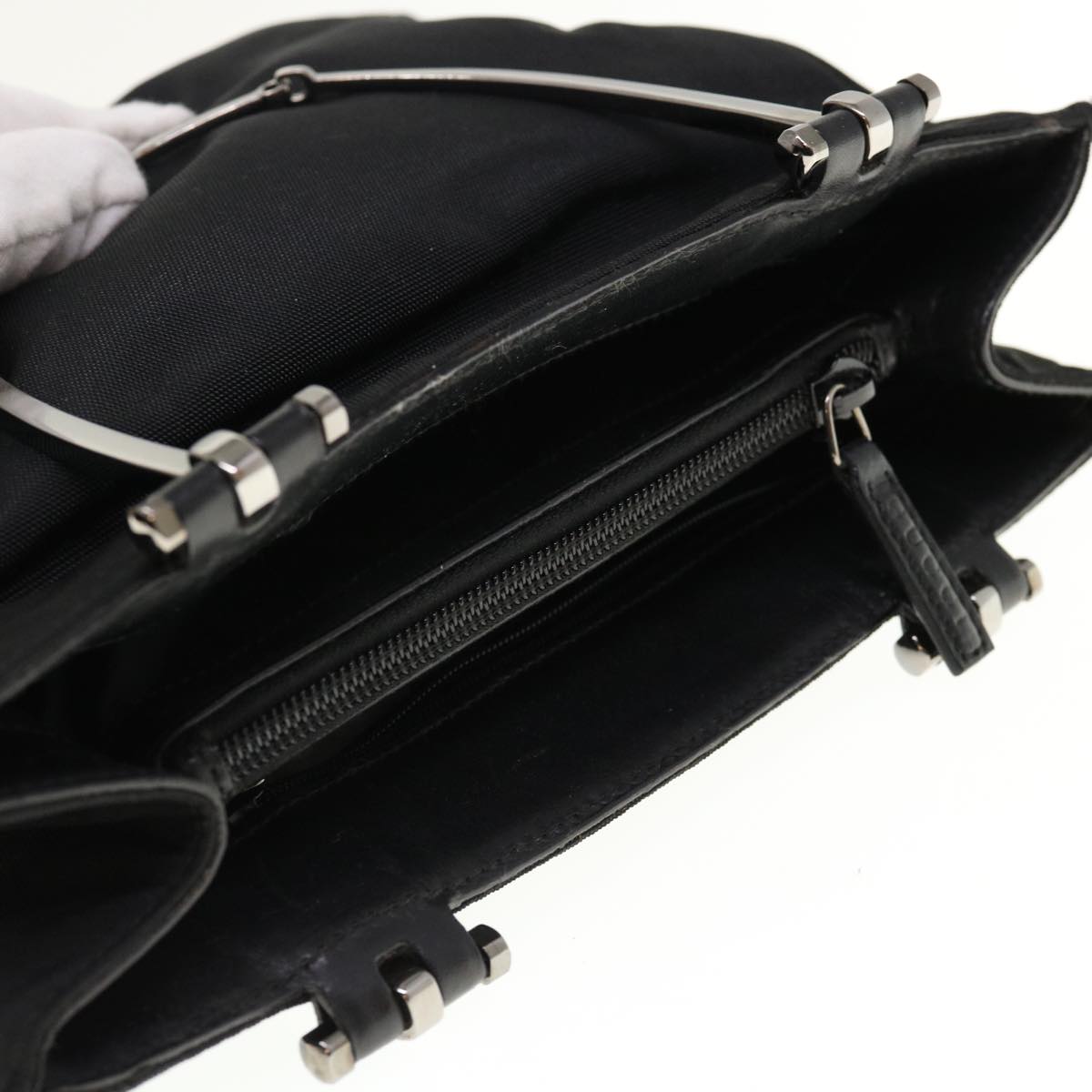 Gucci Black Synthetic Handbag ()