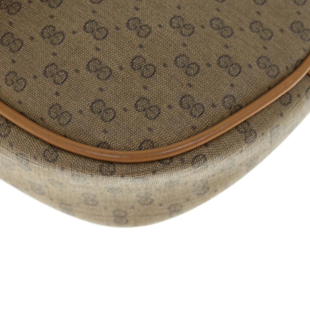 Gucci Beige Canvas Shoulder Bag ()